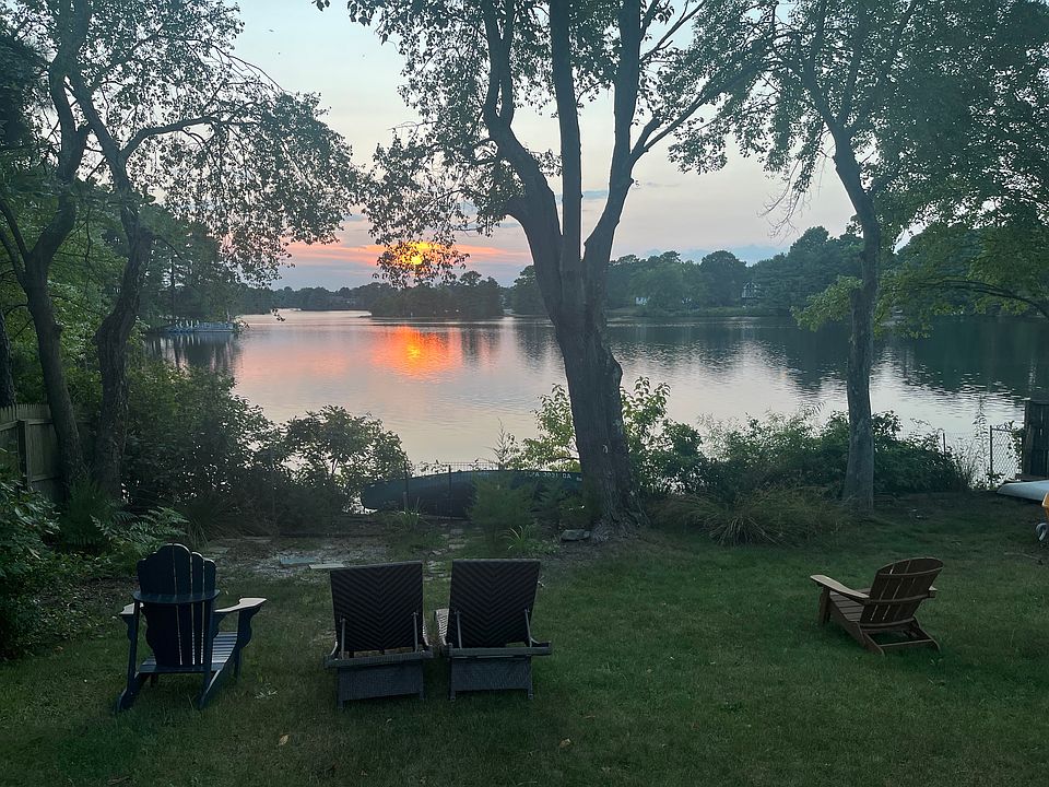 1st image of 1 Shore Cir