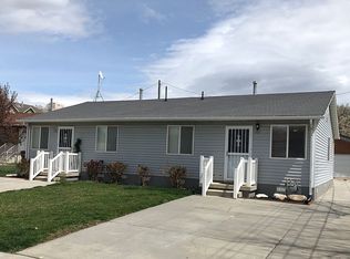 7425 S Carmel Dr, Midvale, UT 84047