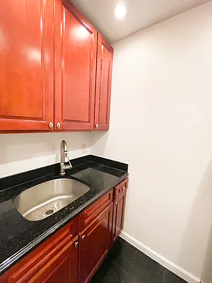 Rented by Urban Real Estate Inc | media 44