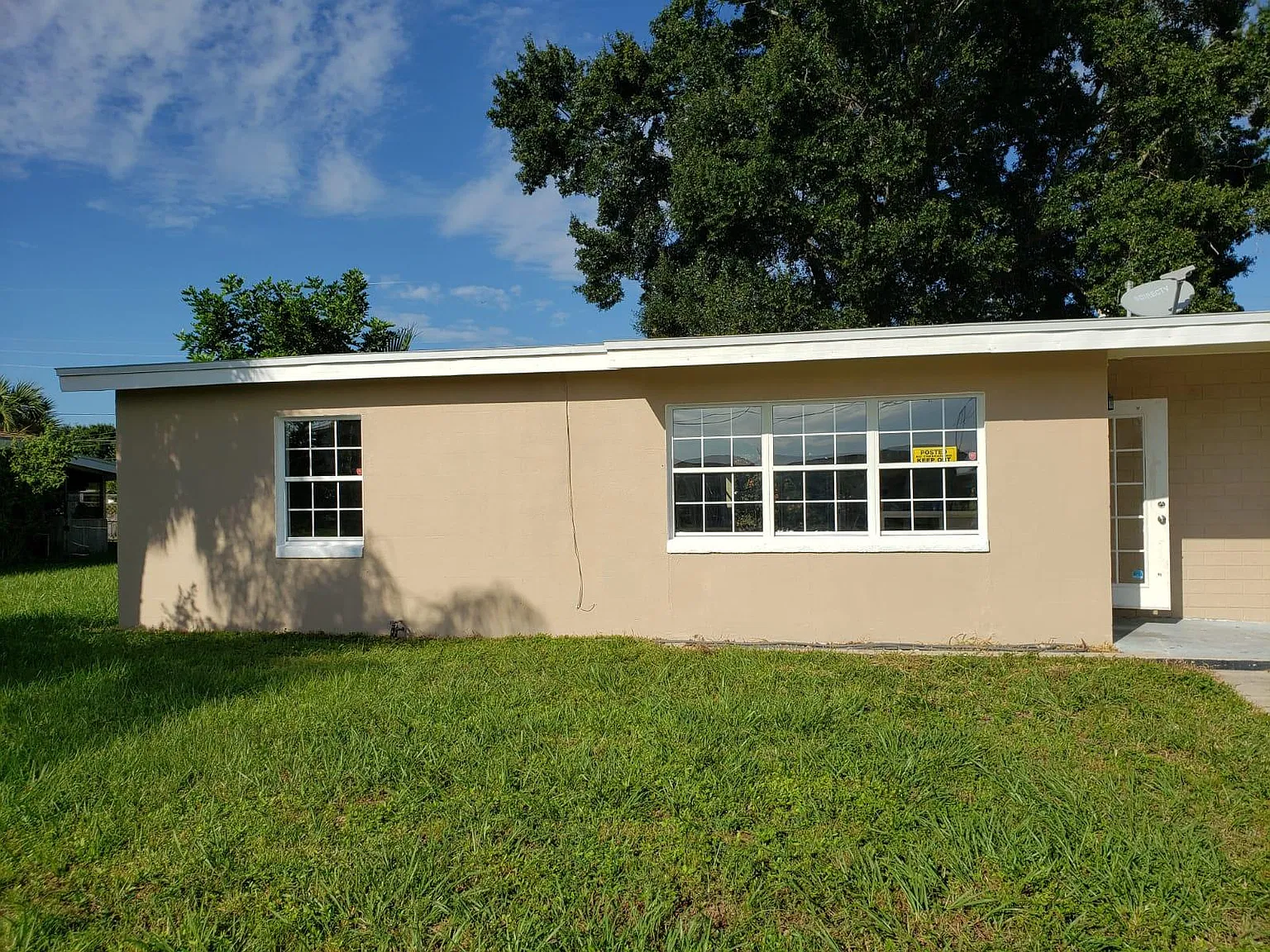 3 bed, 1000 sqft, $1,400 — Photo 1