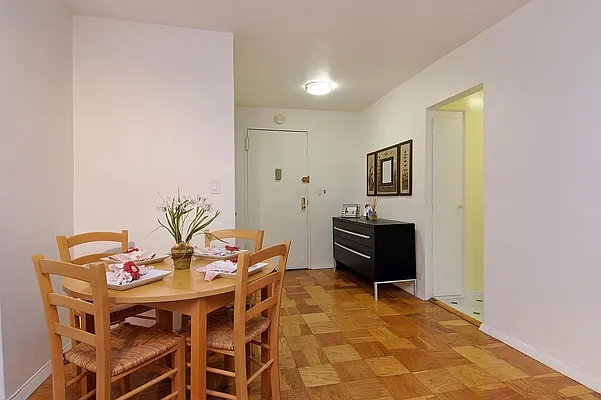 Sold by Corcoran | media 14