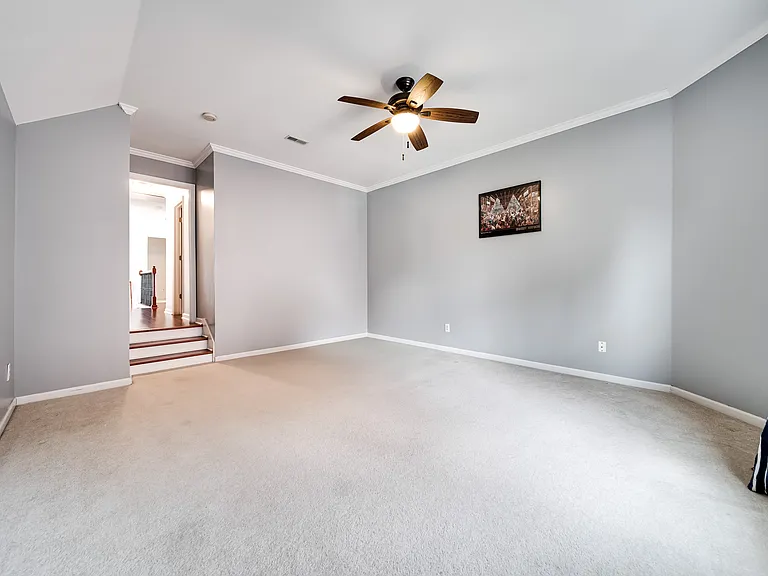138 Grove Ln S — Photo 54