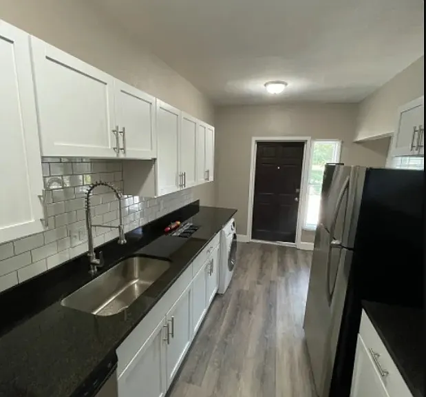 Washington Terrace — Photo 2