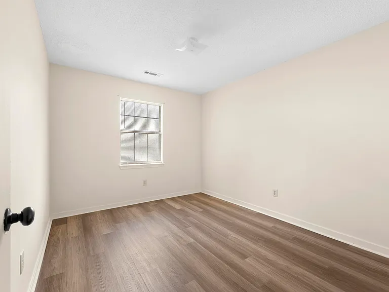 1202 Bexley St #C — Photo 8