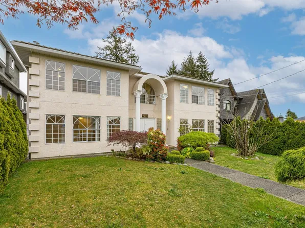 7728 Mary Ave, Burnaby, BC V3N 3G8
