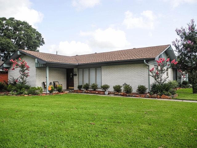 1st image of 3312 Terrace Dr