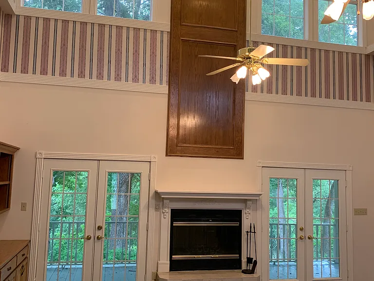 4311 FM 466 — Photo 10