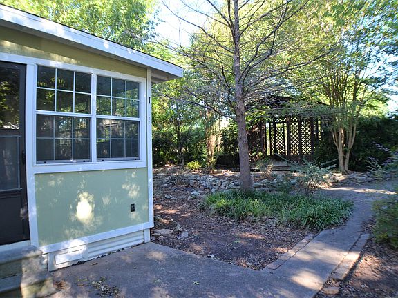 3rd image of 4260 Orchard Hill Dr #1