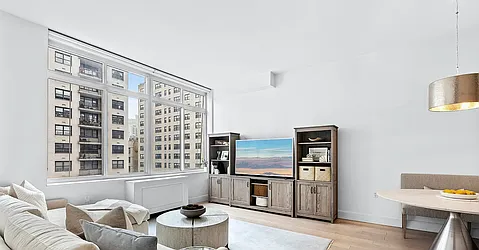 389 East 89th Street, #6G