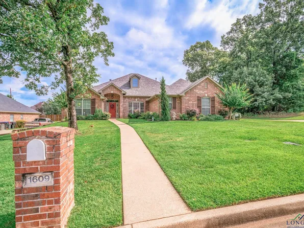 1609 Pebble Beach Ct, Longview, TX 75605