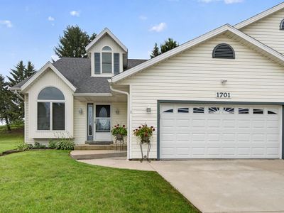 1701 Carrie LANE, West Bend, WI, 53095