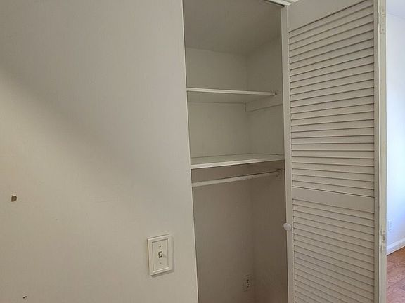 5th image of 312 E 9th St #6A