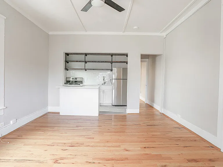 Haler Apartments — Photo 14