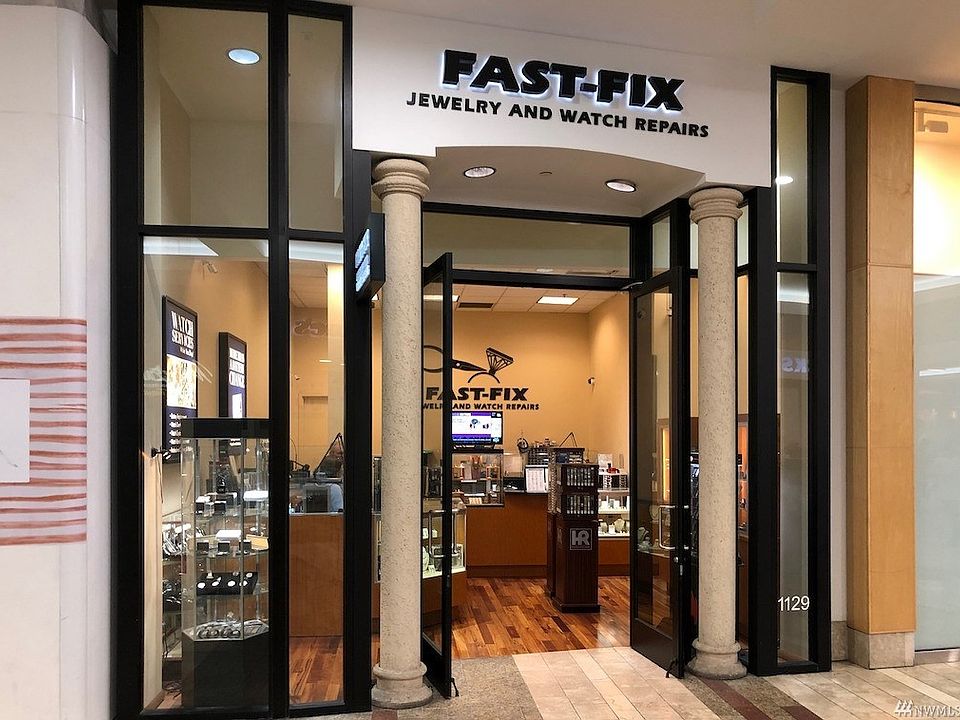 1st image of 1129 Southcenter Mall