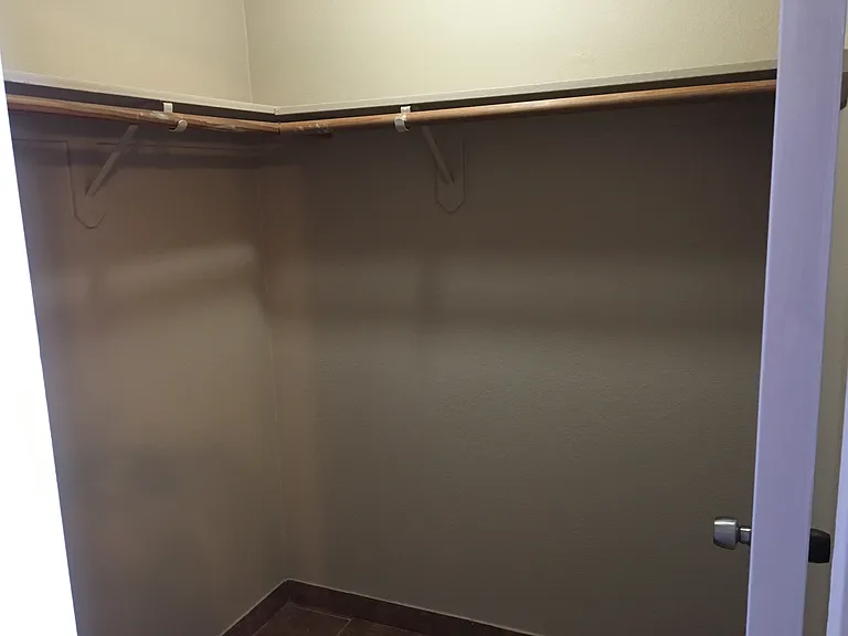 4296 W Yale Ave — Photo 12