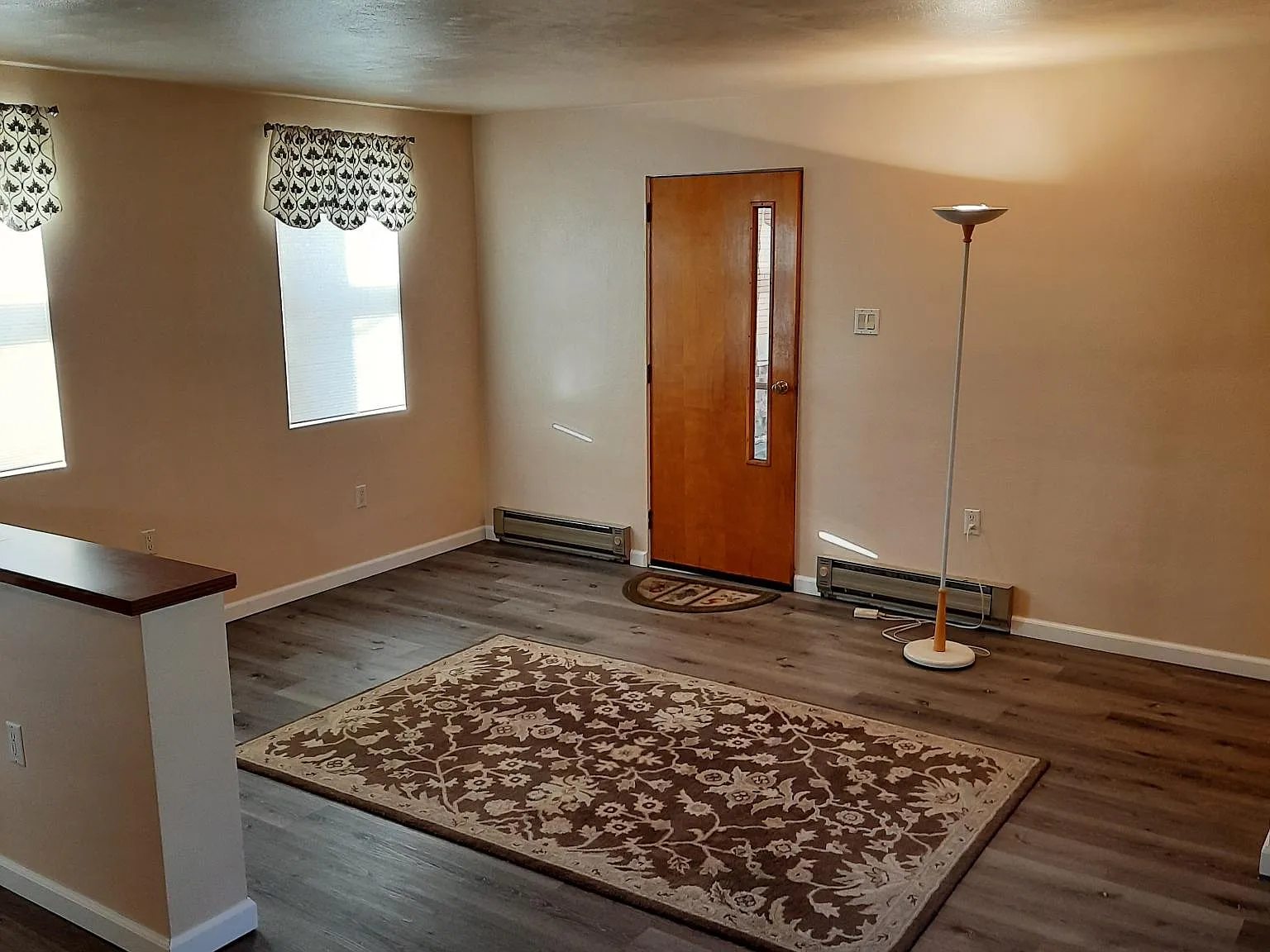 1308 Somerset Ave — Photo 2
