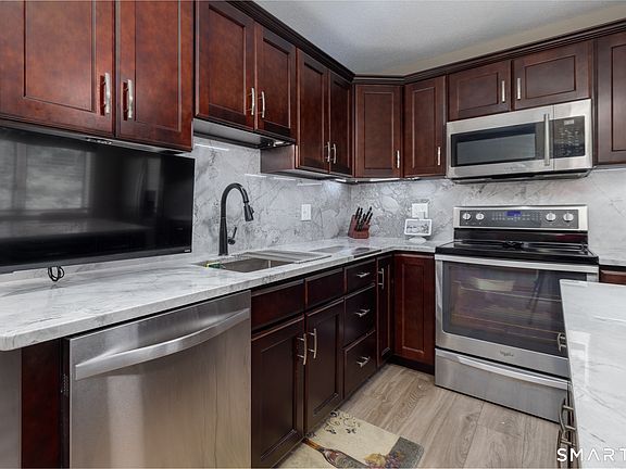 2nd image of 489 Wolcott Street #32