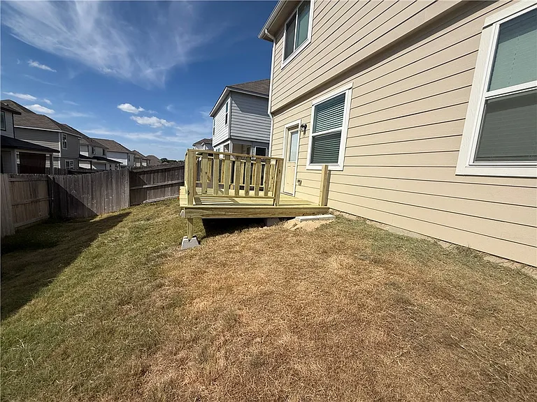 984 Rice Dr — Photo 14