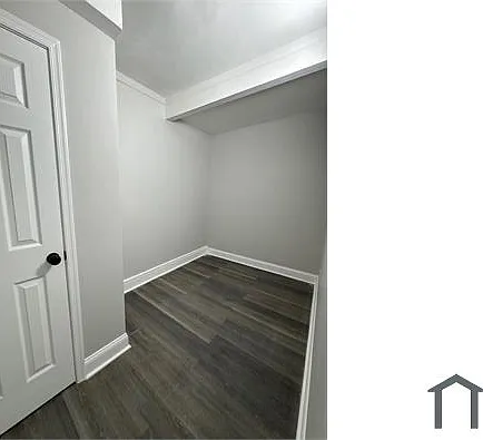 421 N Glover St — Photo 8
