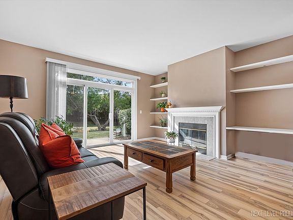 5th image of 317 Mill St #317