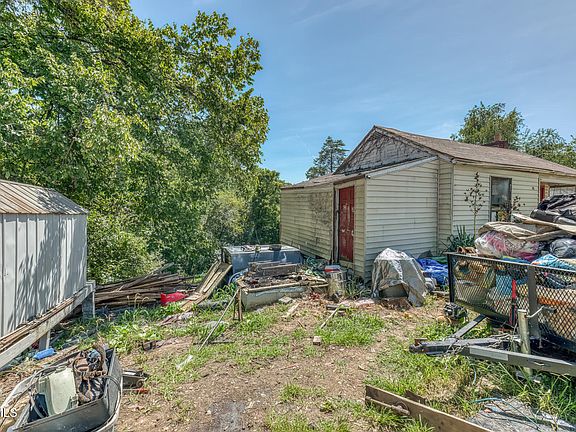 3rd image of 480 Gravely Rd