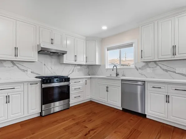 2347 Bennington Ln, Hayward, CA 94545