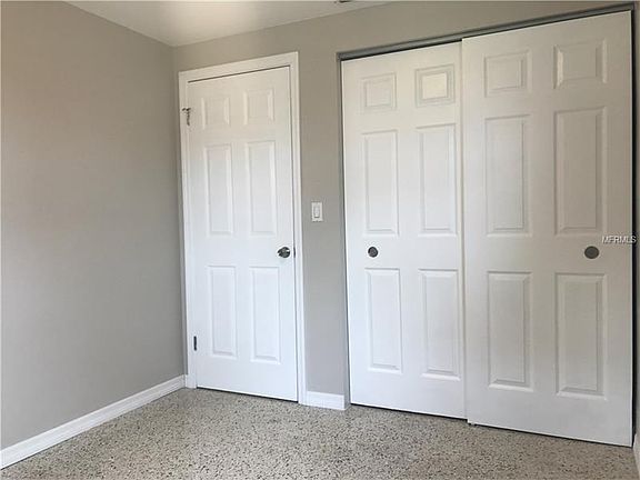 5th image of 6410 N Lois Ave