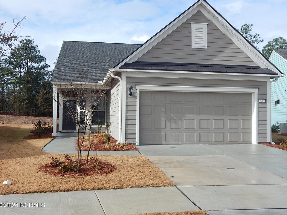 1st image of 533 Lyrebird Ave