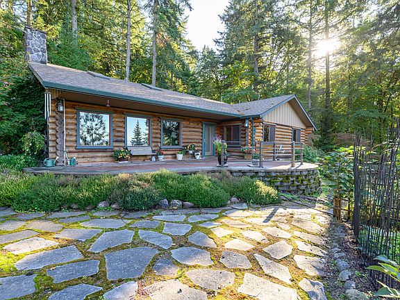 2nd image of 15090 SE Woodland Heights Rd