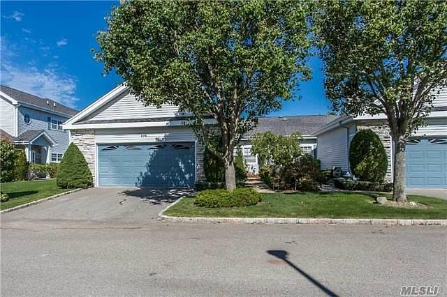 1st image of 576 Mirror Pond Ct