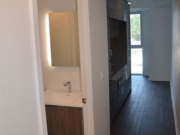5th image of 900 Saint Clair Ave W #301
