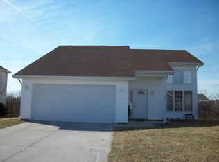 149 Swiss Stone Way E, Mount Sterling, KY 40353