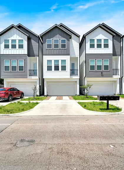 3415 Yellowstone Blvd — Photo 11