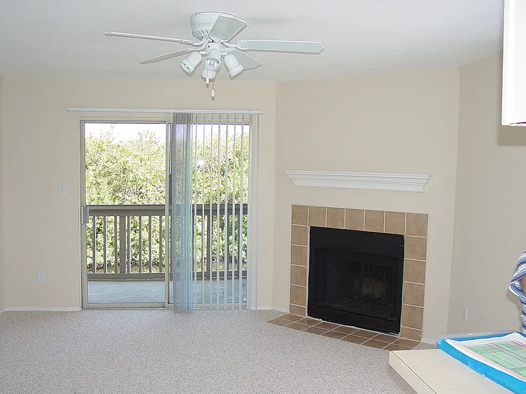 9100 Martin Luther King St N #314 — Photo 17