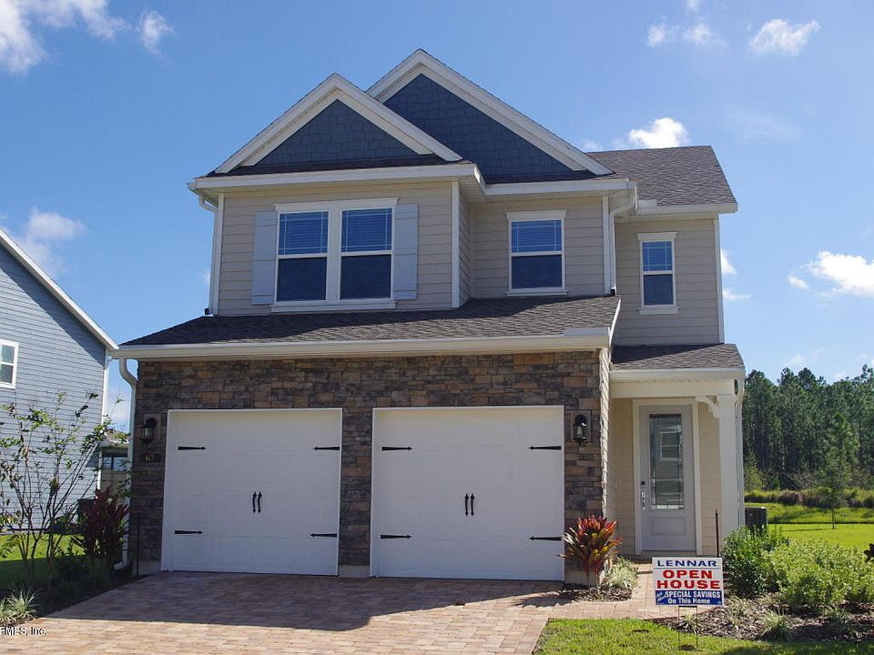 1st image of 67 Silver Creek Pl