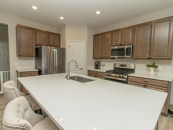 5th image of 8366 Kannon Dr