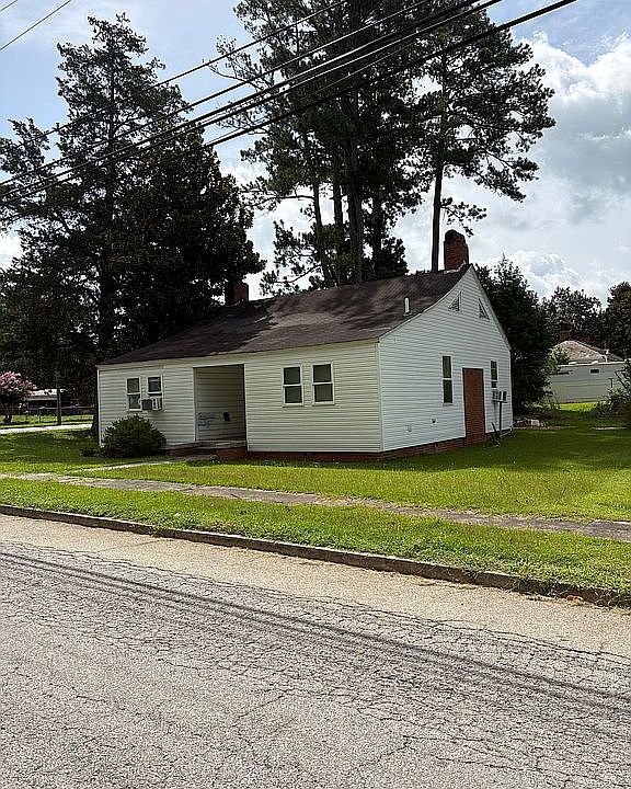 1st image of 901 Milton Rd