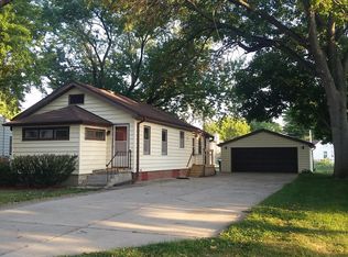 216 Grant St, Van Meter, IA 50261