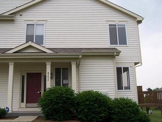 1st image of 4233 Sparrow Hawk Dr