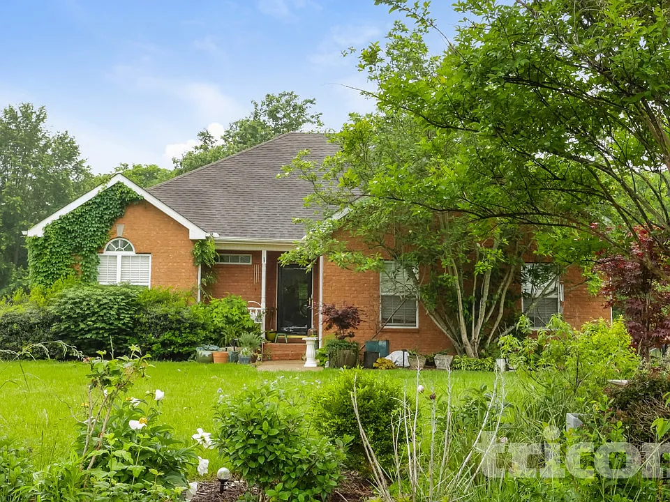 207 Towbridge Dr