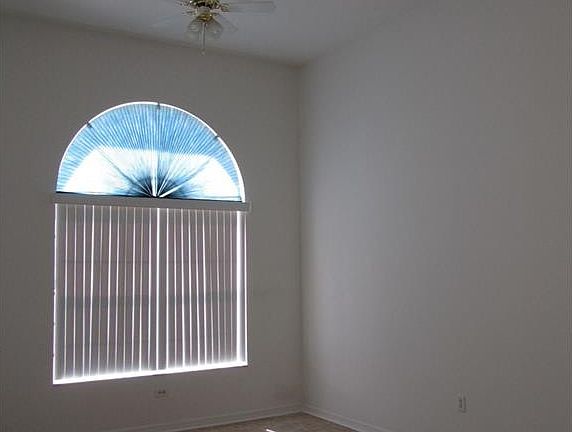 4th image of 2686 E Maidstone Ct