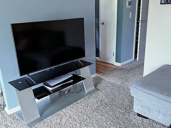3rd image of 71 Georgian Ln APT 5