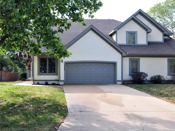 11604 Reeder St, Overland Park, KS 66210
