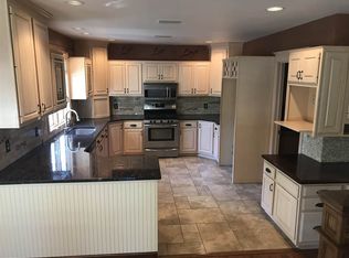 27129 208th Ave, Eldridge, IA 52748