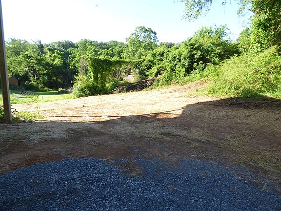 5th image of 957 Old Jefferson City Hwy