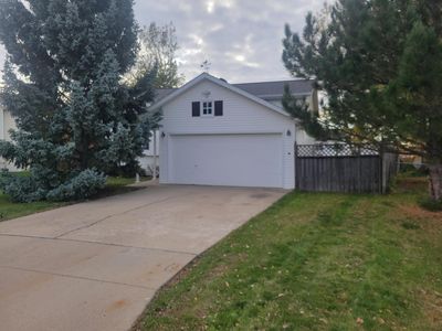 851 Elm Park Pl, West Fargo, ND, 58078