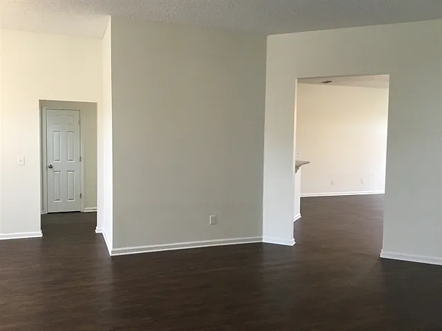 157 N Lake Cunningham Ave — Photo 13