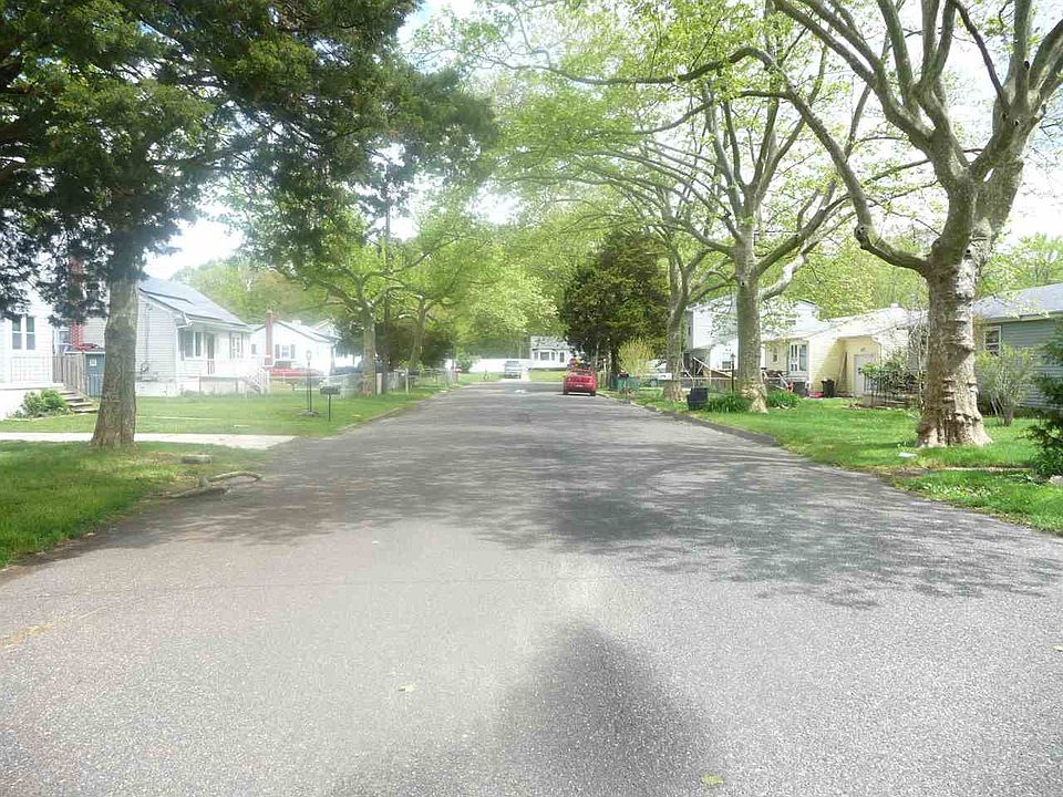 1st image of 118 Lehigh Ave