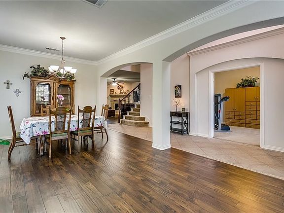 5th image of 1510 Weeping Willow Ln