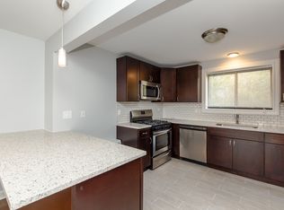 6803 N Ridge Blvd #6803205, Chicago, IL 60645